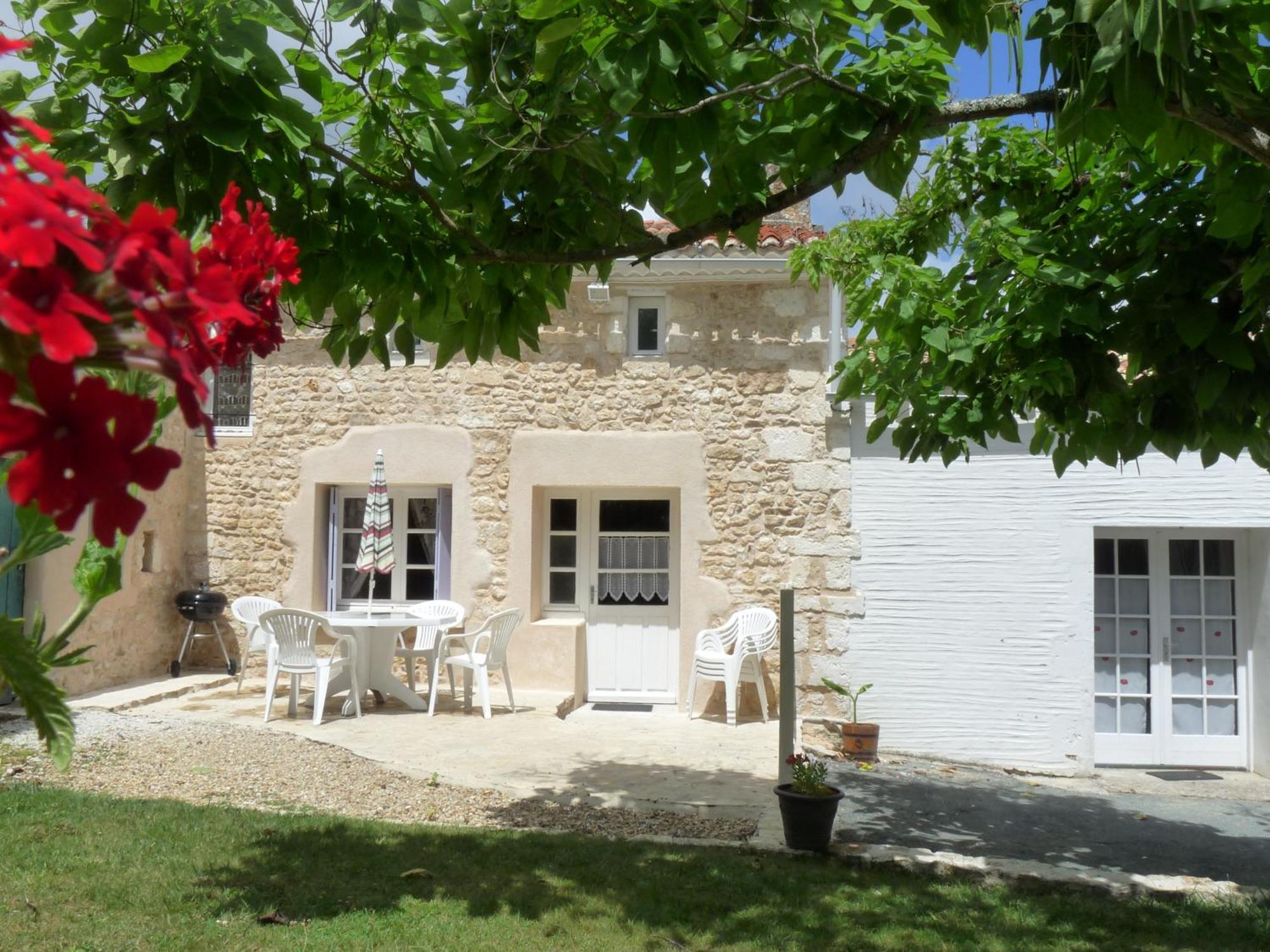 Gites Chez Belliveau Meursac Exterior foto